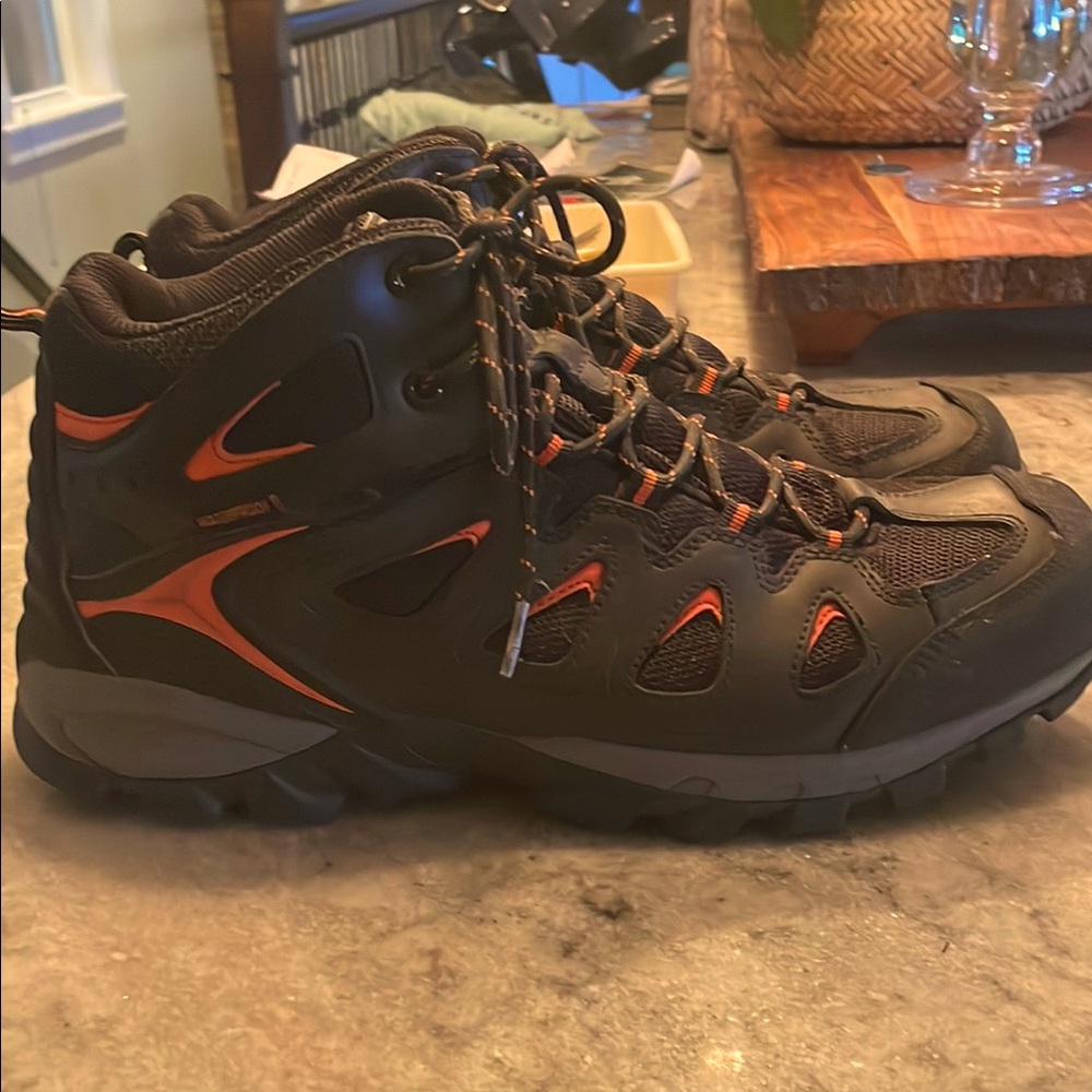 Harley Davidson Men’s Hikers. Waterproof great condition! Size 12